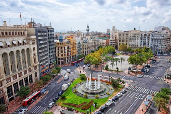 Want to work for a scale-up in Valencia? Start this year!